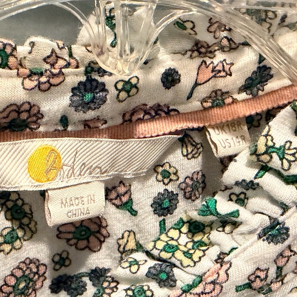 Floral Ruffle Blouse - Picture 3 of 5